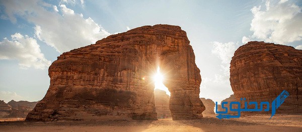 هو واحد من العديد من العجائب الجيولوجية في العلا