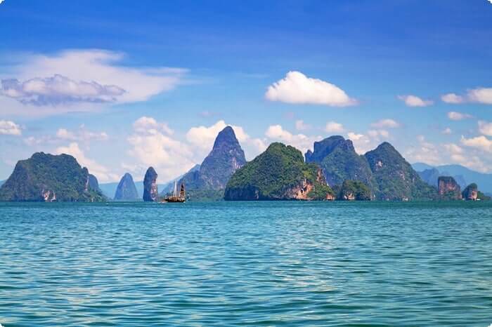 phang nga bay أفضل 10 وجهات ومعالم السياحة في تايلاند 2024