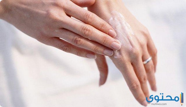 9 وصفات لتفتيح اليدين بطرق طبيعية