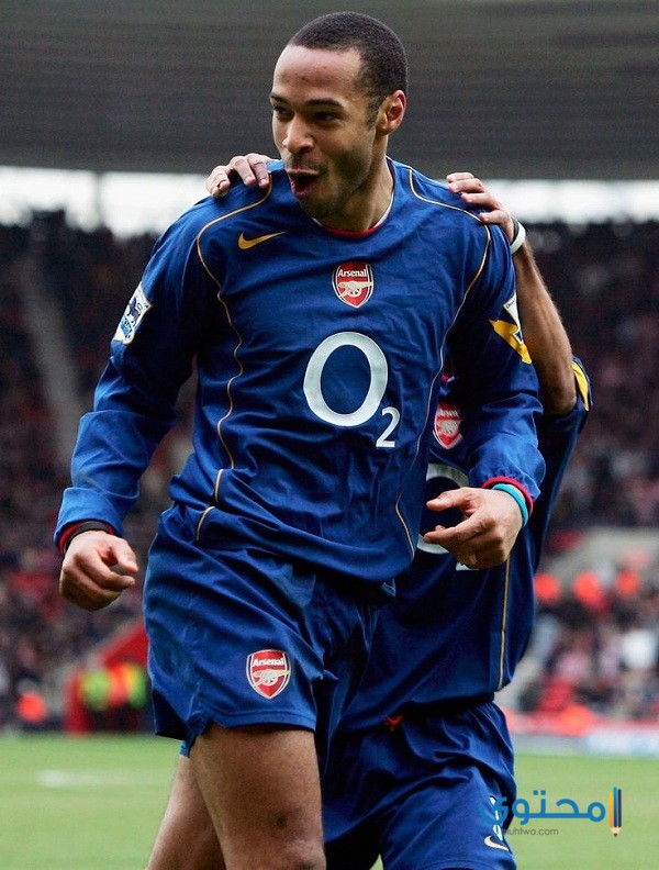 أرسنال الجديد 3 صور تيشرت أرسنال Arsenal من موسم 2004 حتي الان