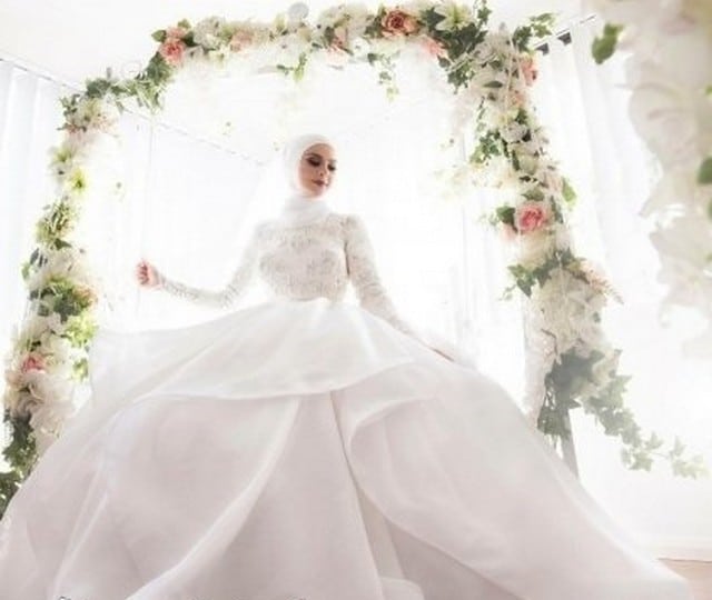 فساتين زفاف للمحجبات1 صور اجمل فساتين زفاف للمحجبات بتصميمات رائعة